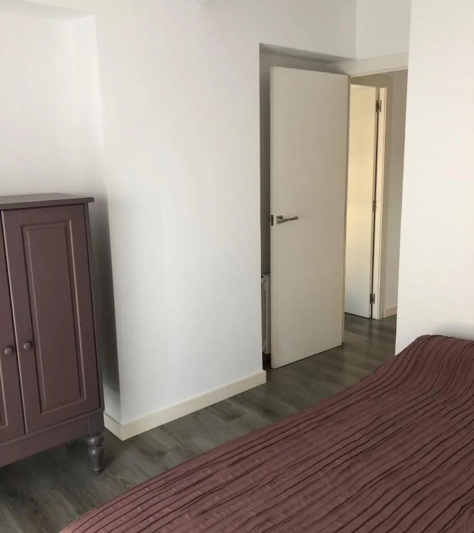 ברצלונה Room In Apartment 4 Carrer De Trelawny 0*,